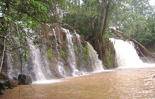 Lak Pok Bras Waterfall